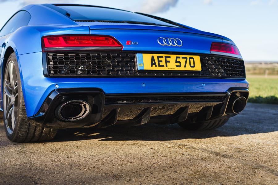 Детали экстерьера Audi R8 V10 2019 года  (UK) (фото 64 из 79)